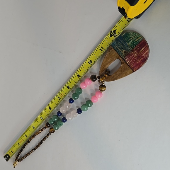 Vintage Lee Sands Necklace Tigers Eye and Multi Color Stones with a Wooden Pndt - Picture 8 of 8